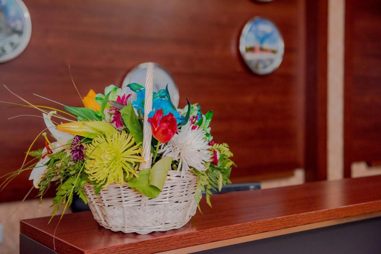 דושאנבה Dior Hotel Tajikistan מראה חיצוני תמונה